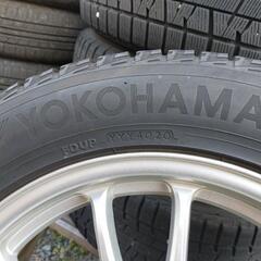 スタッドレスタイヤ　225/55R17の画像