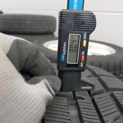 スタッドレスタイヤ　225/55R17の画像
