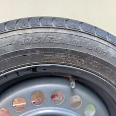 タイヤホイール１7５／６５／R15サイズ ４本