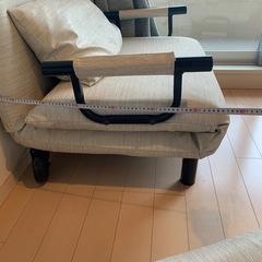 【取引中】フルフラットになるローソファ　２個（ソファベッド）の画像