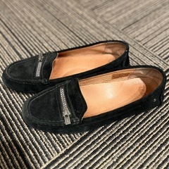 😊急募　お値下げしました‼️UGG本革スェードモカシン😊お取り引きの早い方優先とさせて頂きます🙇‍♀️の画像