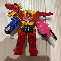 キョウリュウジャーのフィギュア？！
