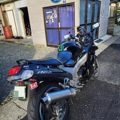 ZZR1100Dの画像