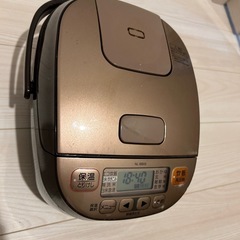 炊飯器3合の画像