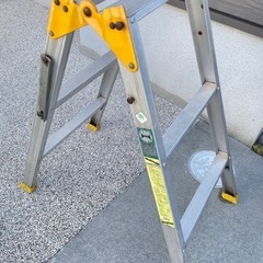 お値下げ✨アルミニウム合金製　脚立