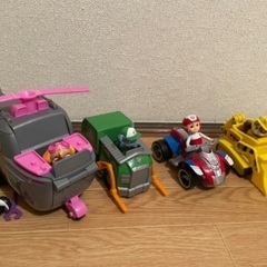 パウパトロール　ベーシックビーグル　フィギア付きおもちゃ