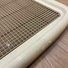 ペット用 トイレトレー　メッシュカバー付き　トイレトレーニング　２個セットの画像