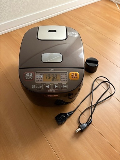 【美品】炊飯器　象印　ZOJIRUSHI 3合炊き　NL-BT05