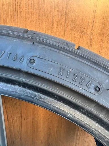ダンロップ ディレッツア DZ102 215/40R18