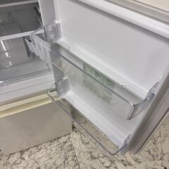 お値引き 20595  一人暮らし 2D冷蔵庫 AQUA 2017年製 157L ◆大阪市内・東大阪市他 6,000円以上ご購入で無料配達いたします！◆ ※京都・高槻・枚方方面◆神戸・西宮・尼崎方面◆生駒方面、大阪南部方面　それぞれ条件付き無料配送あり！            の画像
