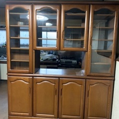 食器棚になります。の画像