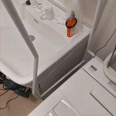 タオルラック(必要であれば洗濯機も)の画像