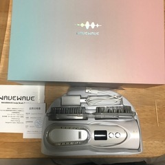 美顔器　リフトアップ美品☆WAVEWAVE Scalp Brush 