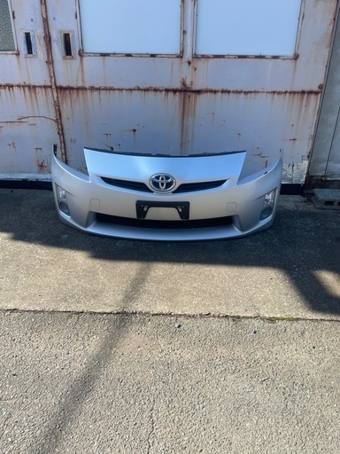 トヨタ シルバーバンパー 未使用