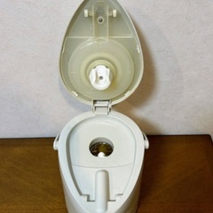 象印 ZOJIRUSHI 押すだけポット AAR-H22 の画像