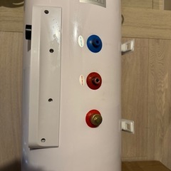 ジャンク品　電気温水器 調節可 30℃~75℃調節可 電気温水ヒーター 40L 大容量 電気給湯器の画像