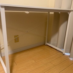 【受け渡し予定】美品　ニトリ　デスク　白の画像