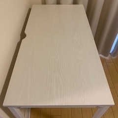 【受け渡し予定】美品　ニトリ　デスク　白の画像