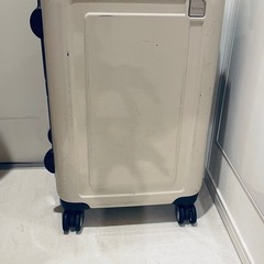 キャリーケース／スーツケース 27Lの画像