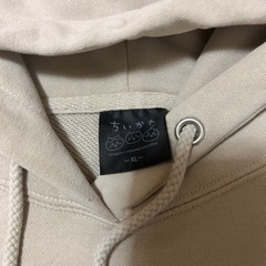 GU×ちいかわ パーカーXLの画像