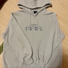 GU×ちいかわ パーカーXLの画像