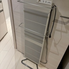 電気パネルヒーター