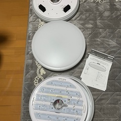 オーム電機LEDシーリングライト3つ