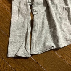 長袖 グレー ロンT  カットソー　トップス　Bee des Bee 背中リボン　の画像