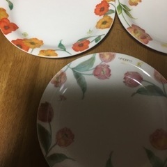 値下げしました　お皿　中古の画像