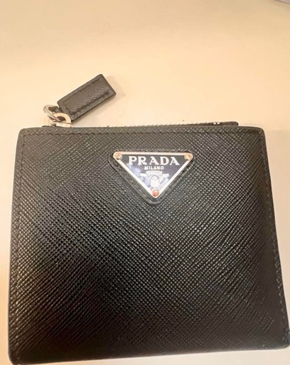 PRADA プラダ サフィアーノ コンパクトウォレット 2ML049