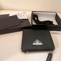 PRADA プラダ サフィアーノ コンパクトウォレット 2ML049