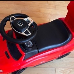 乗用玩具 足けり メルセデスベンツ AMG GLE63 押手付 赤ちゃん ベビー 子供 キッズ 1歳 ベンツ 車 おもちゃ 乗り物 誕生日 プレゼント ギフトの画像