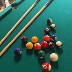 ビリヤード台になるダイニングテーブル