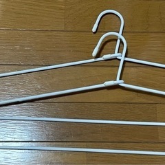 バスタオルハンガー2つ
