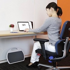 スポットウォーム　RH-151　軽量　暖房　コンパクト　持ち運び　便利　マグネット　たてかけ　足元　ヒーター　OL オフィス　在宅　ポカポカ　暖め　の画像