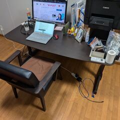 募集中／R／ ダイニングテーブル 応接セット 事務用品 １人用 イス 定価85％off 椅子 1脚 と テーブル PCデスク 即決 格安 アンティークの画像
