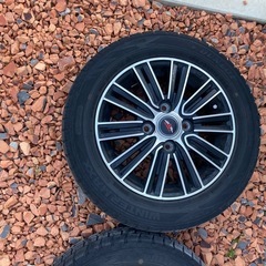 アルミホイル４本 スタッドレスタイヤの画像