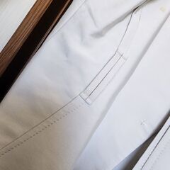 あげます。ZARA Lサイズ白いショートコートの画像