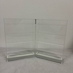アクリルネックレス/ピアスケースの画像