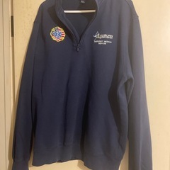 ジッパー付きトレーナー