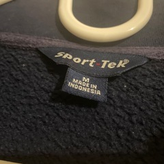 ジッパー付きトレーナーの画像