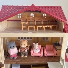 シルバニアファミリーセットの画像