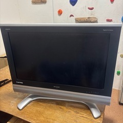 シャープ　32 テレビ