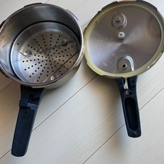 T-fal 圧力鍋　ティファールの画像