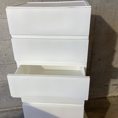 2411-32 プラスチックチェスト　キャスター付き　ホワイト