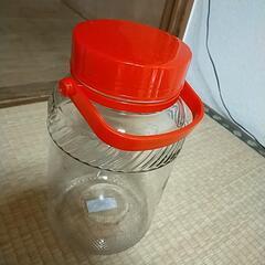 果実用の瓶