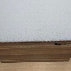 クイーンサイズ　照明付きヘッドボード