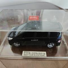 ステップワゴン　カラーサンプル模型