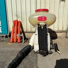 三菱　背負式　動力散布機の画像