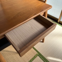 ダイニングテーブル&チェア の画像